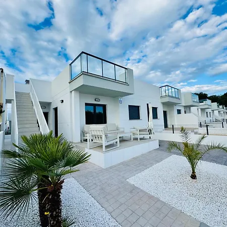 בית נופש Casa La Pinada